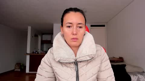 ZOE online show from December 2, 9:32 pm