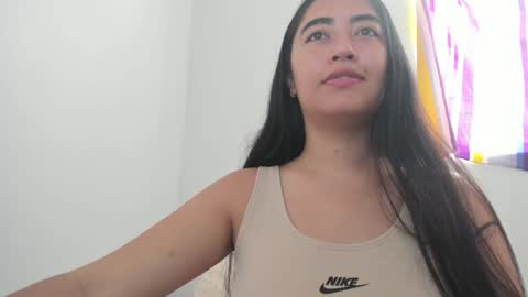 zoe_jones7 online show from January 10, 5:45 pm