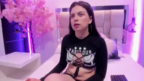 Zoe online show from November 18, 11:36 am