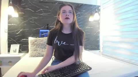 Zoe online show from January 17, 11:37 am