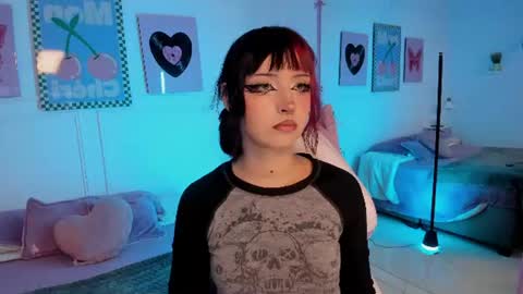 Snapshot of zoe_lynch_ chatting on June 29, 12:16 pm Zoe Lynch online show from June 29, 12:16 pm