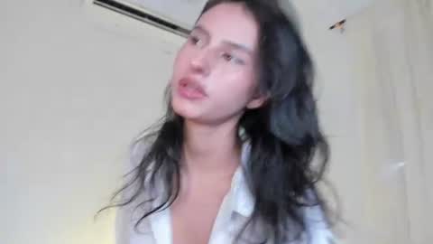 Snapshot of zoe_mrl chatting on June 16, 12:41 pm zoe_mrl online show from June 16, 12:41 pm