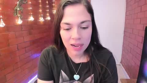 Snapshot of zoe_ringer chatting on October 3, 1:52 pm Zoe online show from October 3, 1:52 pm