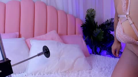 Zoe online show from February 17, 5:21 pm