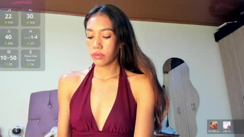 Snapshot of zoe_storm2 chatting on May 31, 10:44 pm Zoe online show from May 31, 10:44 pm