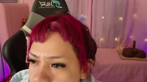 zoe_sullivan_ online show from April 17, 9:12 am