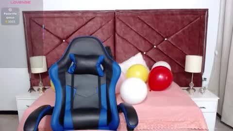 zoe_sweet050 online show from November 17, 3:18 pm