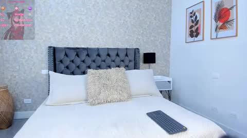 Zoe  online show from January 11, 7:41 pm