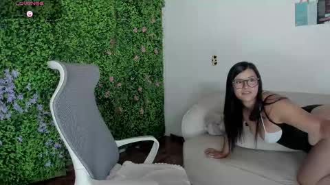 Snapshot of zoe_wattson chatting on September 10, 4:56 am Zoe online show from September 10, 4:56 am