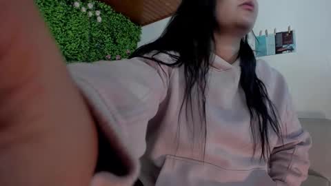 Snapshot of zoe_wattson chatting on October 1, 4:40 am Zoe online show from October 1, 4:40 am