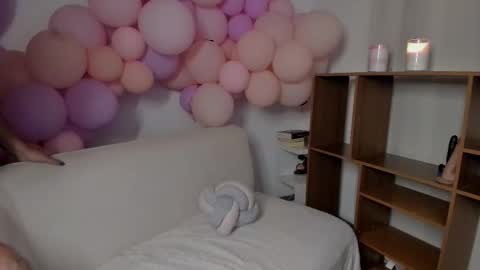 Zoe online show from March 27, 2:39 am