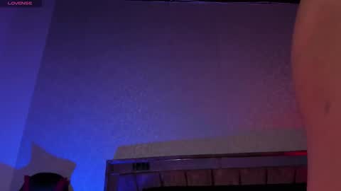 Snapshot of zoeblanc_ chatting on January 8, 7:49 pm zoeblanc_ online show from January 8, 7:49 pm