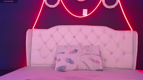 zoe online show from January 14, 5:56 pm