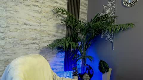 ZOE online show from May 24, 1:21 am