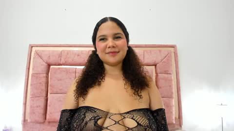 zoee online show from January 10, 9:13 am