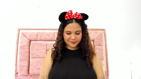 zoee online show from January 11, 6:24 am