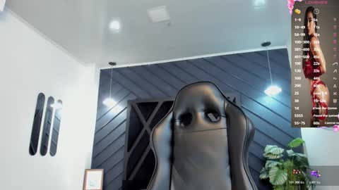 Zoe 3 online show from December 2, 5:19 pm