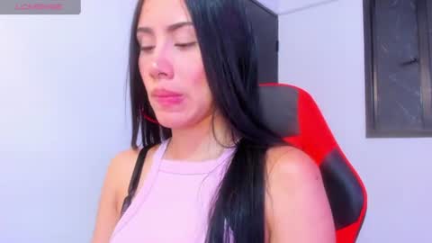 Laura  online show from July 19, 5:11 am