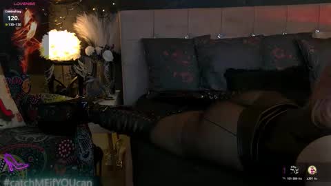 ZoeMesmerize online show from March 9, 9:30 pm