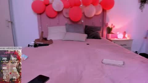 Snapshot of zoemiller32 chatting on February 15, 3:36 am CuteZoe online show from February 15, 3:36 am