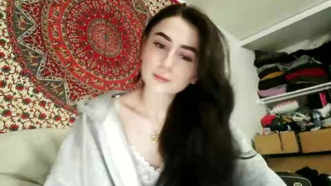 Snapshot of zoepleasing chatting on March 7, 2:36 am zoepleasing online show from March 7, 2:36 am