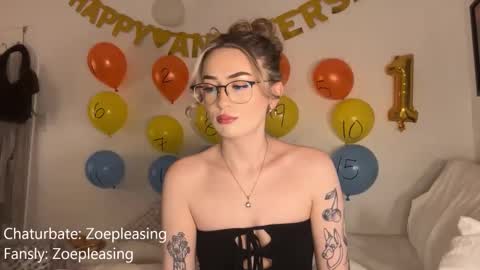 zoepleasing online show from February 26, 1:04 am