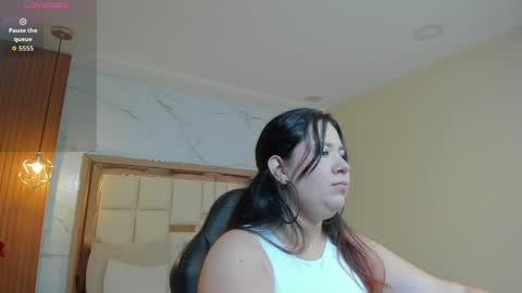 Zoes online show from June 1, 11:34 am