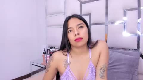 ZoeSwam online show from February 3, 2:02 pm