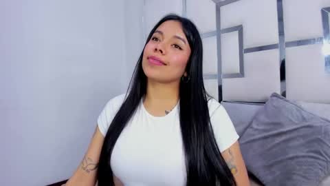 ZoeSwam online show from September 19, 12:50 pm