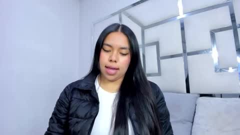 ZoeSwam online show from October 23, 11:31 am