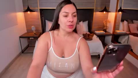 ZOE online show from February 22, 2:37 pm