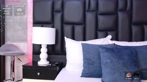 ZoeWilliis online show from November 9, 12:25 pm