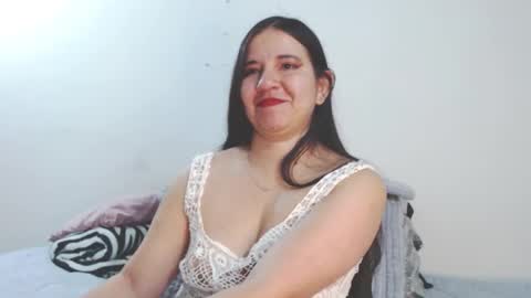 zohe online show from October 10, 9:30 am