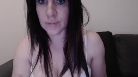 Snapshot of zoibee chatting on September 20, 6:42 pm zoibee online show from September 20, 6:42 pm