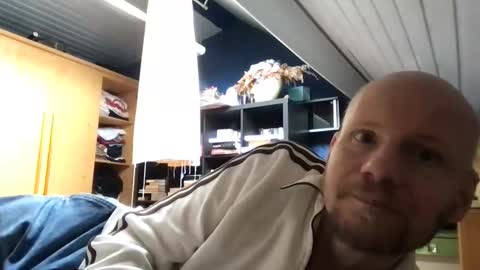 zolexthomas online show from April 12, 11:48 am