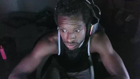 zoneingout online show from November 12, 4:46 am