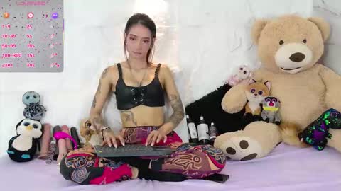 Snapshot of zorravioleta chatting on September 14, 12:26 pm Violeta online show from September 14, 12:26 pm
