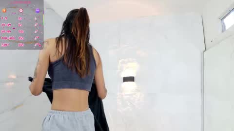 Violeta online show from December 2, 12:10 pm