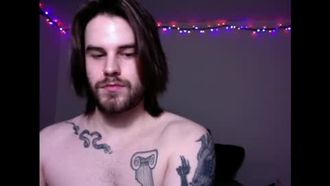 zorvello_83 online show from April 7, 7:58 pm