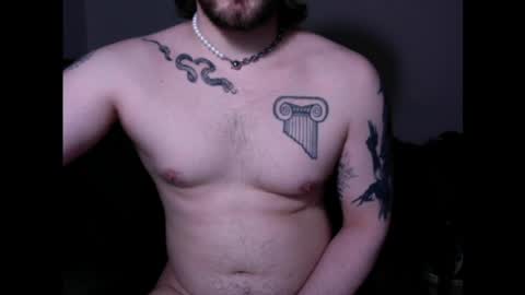 zorvello_83 online show from April 8, 7:03 pm