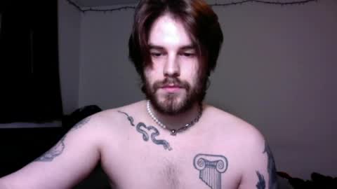 zorvello_83 online show from April 16, 7:25 pm