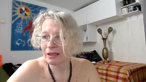 Snapshot of zosya1111 chatting on March 5, 4:46 pm Zosya1111 online show from March 5, 4:46 pm