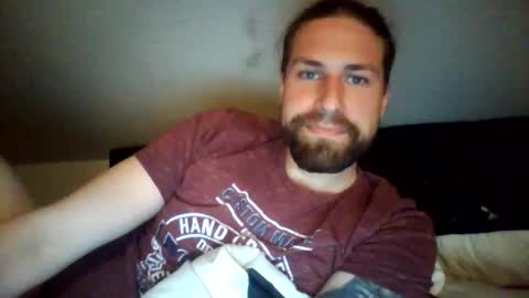 Snapshot of zubit chatting on May 7, 11:21 pm zubit online show from May 7, 11:21 pm