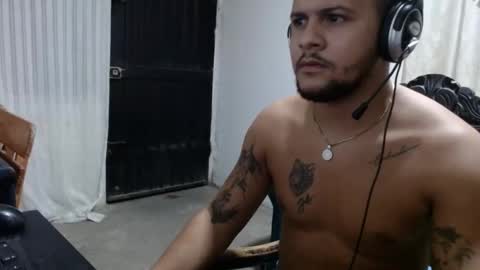 zues_gle25 online show from September 15, 7:19 am