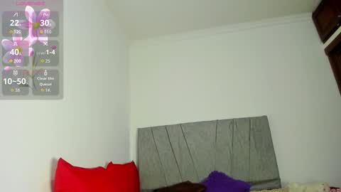 Snapshot of zule__williams chatting on September 20, 11:28 pm zule online show from September 20, 11:28 pm