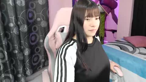 zulemapiel online show from April 12, 11:21 pm