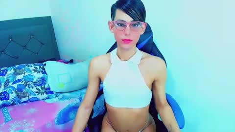 zulramth online show from February 1, 1:48 am