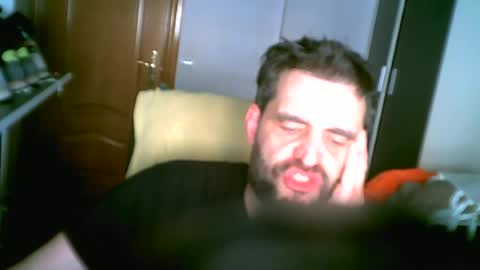 Snapshot of zurdineno chatting on July 3, 10:21 am zurdineno online show from July 3, 10:21 am