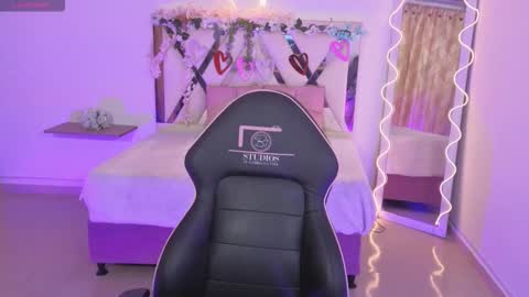 ZURY   online show from October 16, 11:33 am