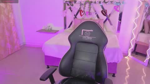 ZURY   online show from October 28, 11:36 am